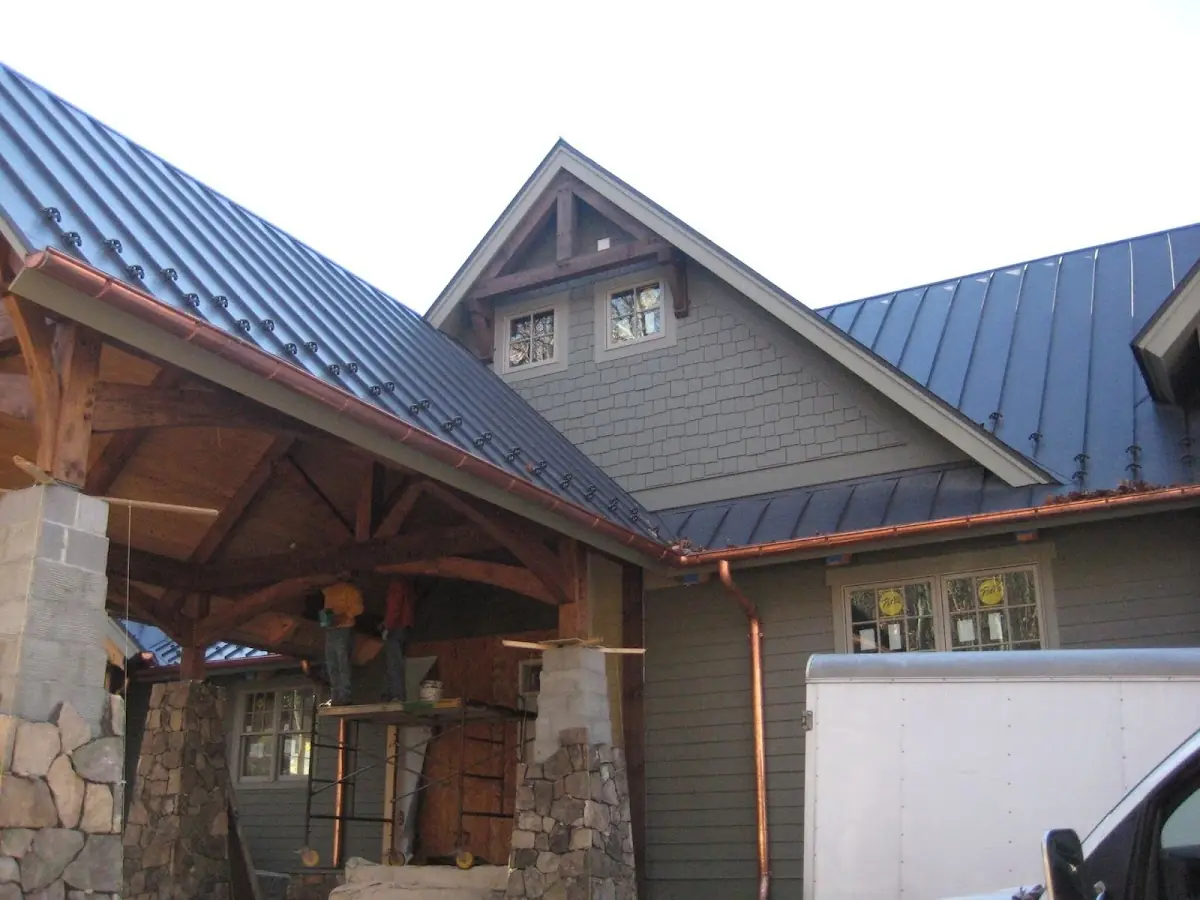 Craftsman Roofing team delivering quality roofing work in Apple Mountain Lake